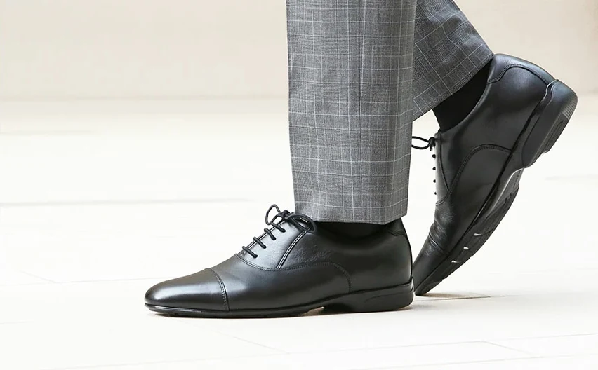 厳選】日本紳士必見の10足。日本製革靴の王道「リーガル」が仕立てる 